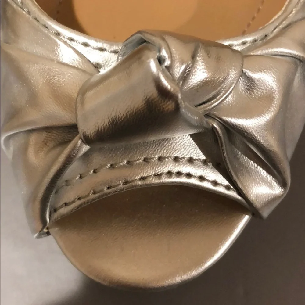 Apt. 9 Silver Metallic Peep Toe Slingback Cork Wedge Sandals Size 9